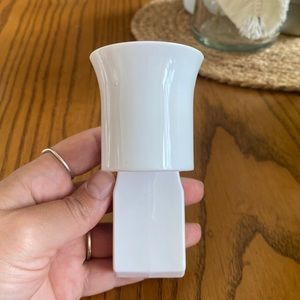 Bath and Body Works Wall Plug-In